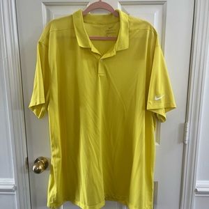 💙Nike Yellow Polo Short Sleeve Shirt. Excellent condition!